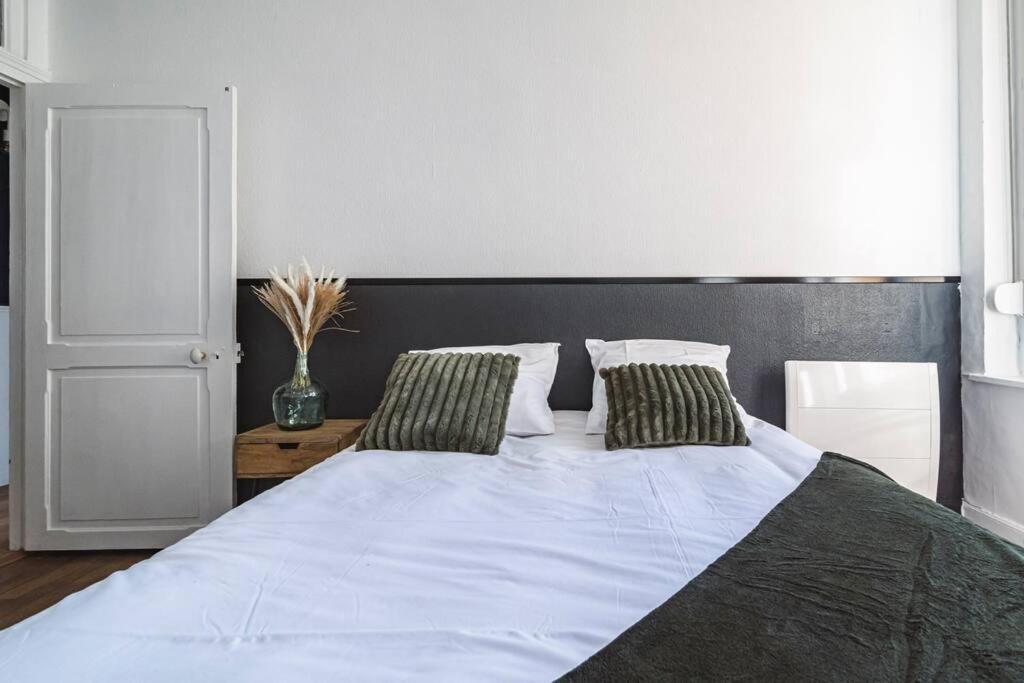 Le Cosy - 2 Chambres - Hyper Centre Reims Exterior photo